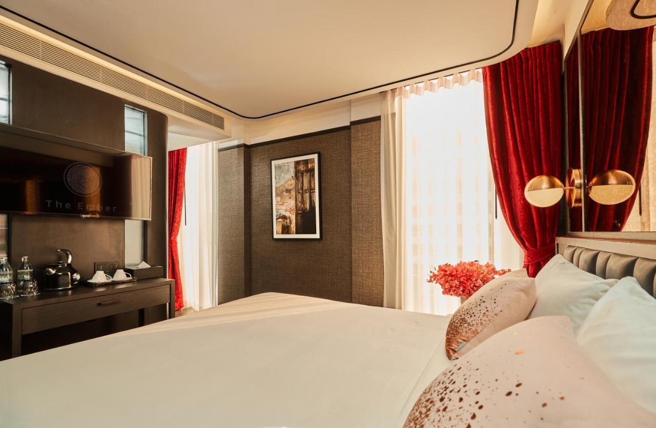 The Gravitique Hotel Khaosan Бангкок Экстерьер фото