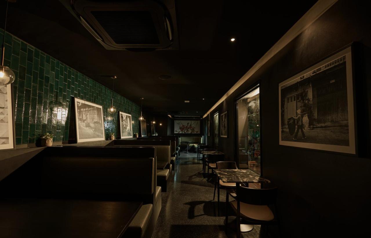 The Gravitique Hotel Khaosan Бангкок Экстерьер фото